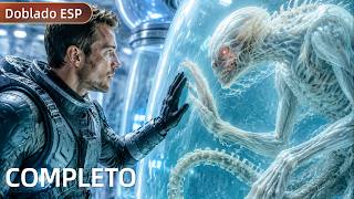 El astronauta despierta al alienígena